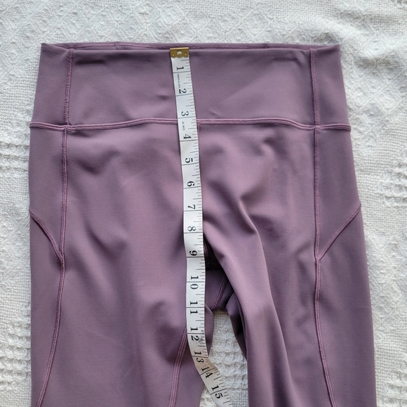 Lululemon In Movement Crop Athletic Sporty Legging *Everlux 19" Smoked Mulberry - Picture 10 of 11